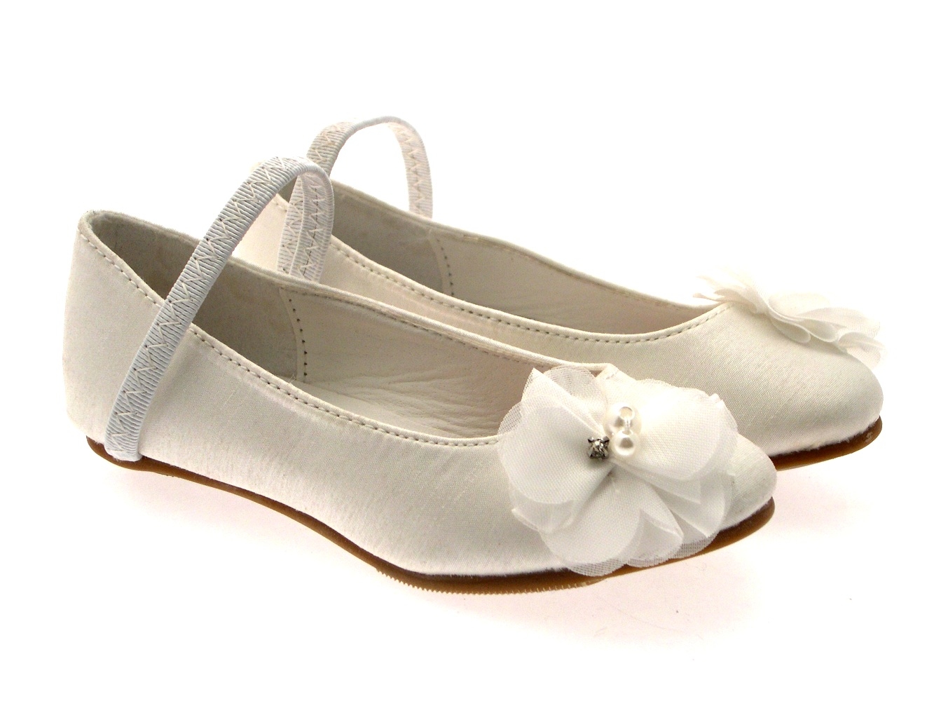 Childrens ivory shoes Kids' occasion & party shoes Our kids’ party shoes were made for dancing. From pretty pumps and heeled shoes to luxe trainers, we have a pair to suit every mini partygoer.